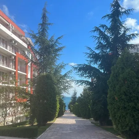 Марина Вю, Форт Нокс Apartment